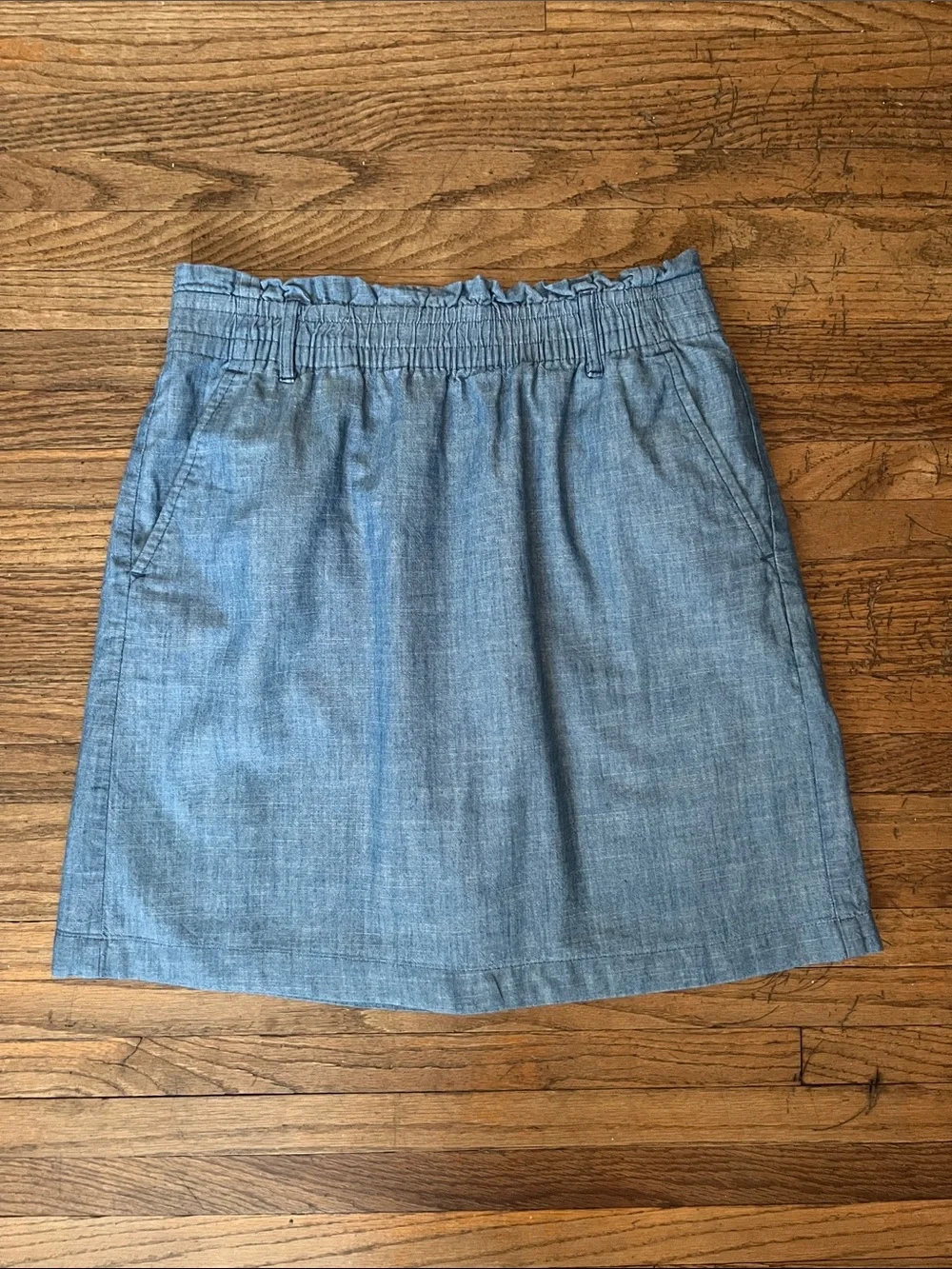 Women’s J.Crew Re-Imagined Chambray Elastic-Waist Skirt - Blue